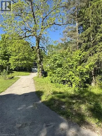 34 Mcdougall Road Waterloo ON N2L 2W5