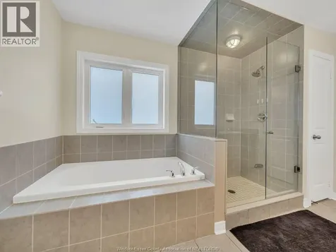 51 Merrybrook Trail Brampton ON L7A 4V8