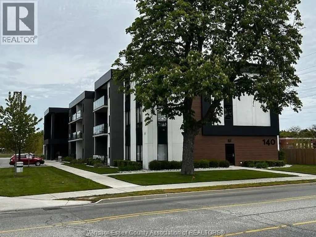 140 Main Street East Kingsville ON N9Y 1A4