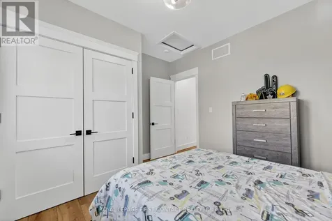 144 Arlynn Crescent Penetanguishene ON L9M 2G9