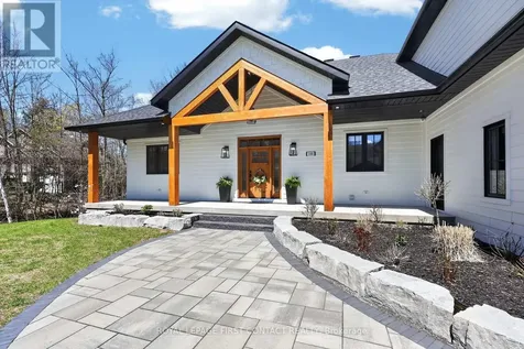 144 Arlynn Crescent Penetanguishene ON L9M 2G9