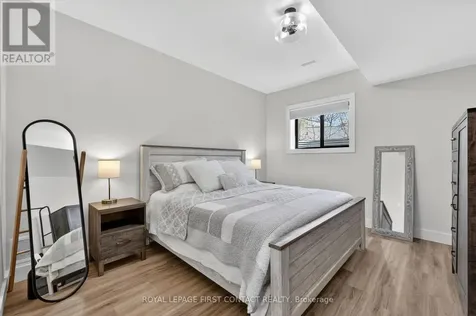 144 Arlynn Crescent Penetanguishene ON L9M 2G9