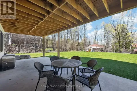 144 Arlynn Crescent Penetanguishene ON L9M 2G9