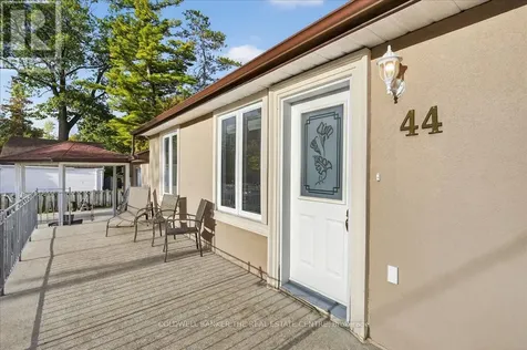 44 Glenwood Drive Wasaga Beach ON L9Z 2K5