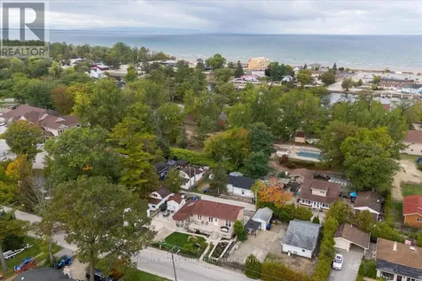 44 Glenwood Drive Wasaga Beach ON L9Z 2K5