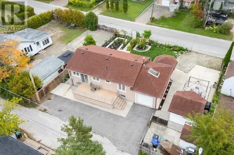 44 Glenwood Drive Wasaga Beach ON L9Z 2K5