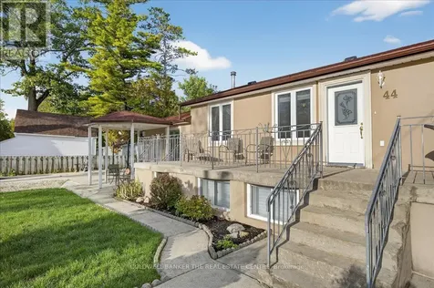 44 Glenwood Drive Wasaga Beach ON L9Z 2K5