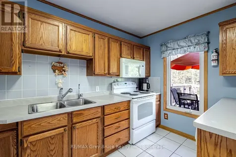 113 Golden Pond Drive South Bruce Peninsula ON N0H 2T0