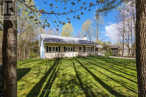 113 Golden Pond Drive South Bruce Peninsula ON N0H 2T0