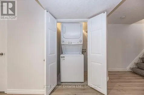 195 Edinburgh Road South Guelph (dovercliffe Park/old University) ON N1G 2H8