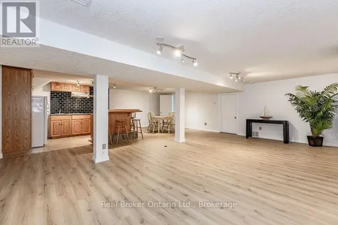 195 Edinburgh Road South Guelph (dovercliffe Park/old University) ON N1G 2H8
