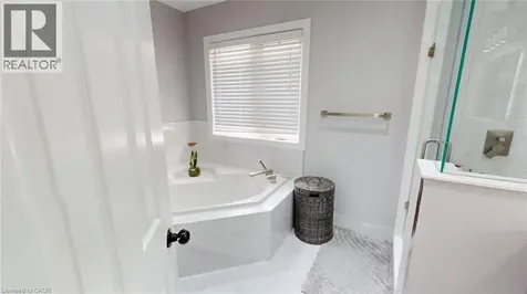 6466 Lisgar Drive Mississauga ON L5N 6X3