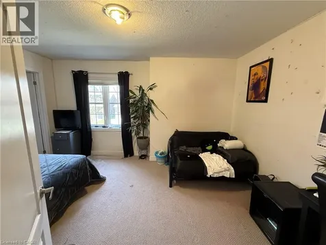 499 Thompson Street Woodstock ON N4T 0L5