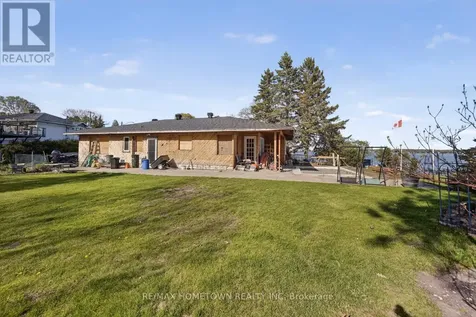 14 Thomas Street Brockville ON K6V 5L1