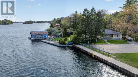 14 Thomas Street Brockville ON K6V 5L1