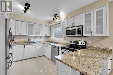 1841 Beattie Avenue Ottawa ON K1H 5R7