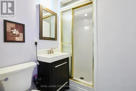 1841 Beattie Avenue Ottawa ON K1H 5R7