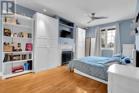 1841 Beattie Avenue Ottawa ON K1H 5R7