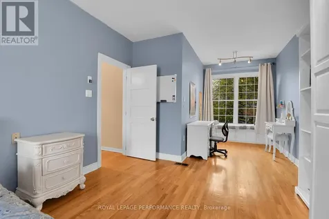 1841 Beattie Avenue Ottawa ON K1H 5R7