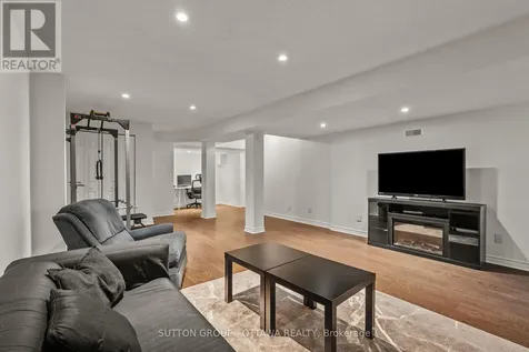 27 Nairn Street Ottawa ON K2V 1B6