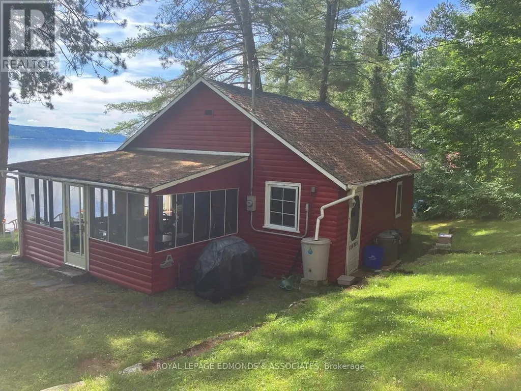 544 Rocky Point Lane Deep River ON K0J 1P0