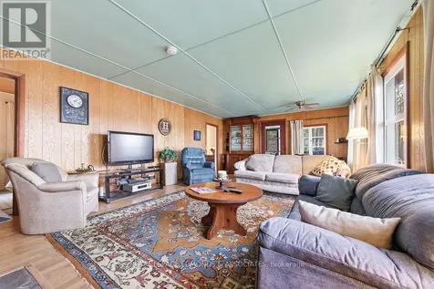 544 Rocky Point Lane Deep River ON K0J 1P0