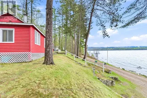 544 Rocky Point Lane Deep River ON K0J 1P0