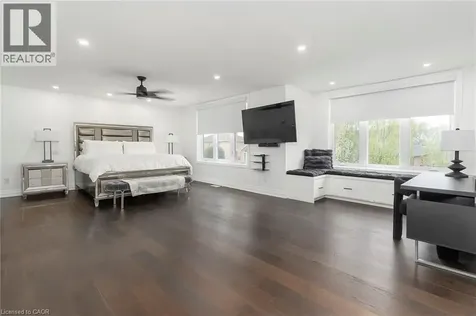 27 Elodia Court Hamilton ON L9C 7R2
