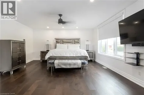27 Elodia Court Hamilton ON L9C 7R2