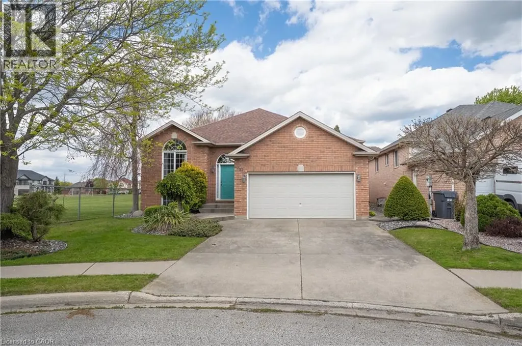 822 Marcuz Court Windsor ON N9G 3C5