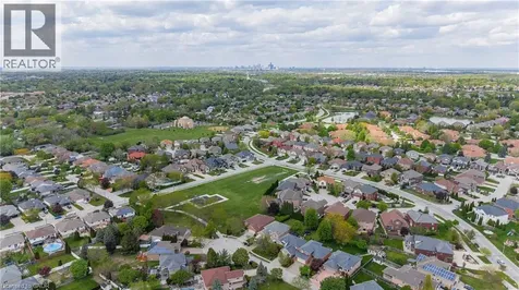 822 Marcuz Court Windsor ON N9G 3C5