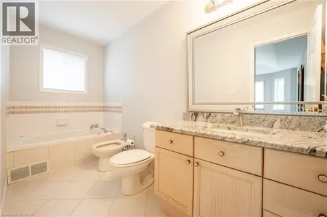 822 Marcuz Court Windsor ON N9G 3C5