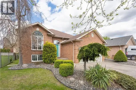 822 Marcuz Court Windsor ON N9G 3C5