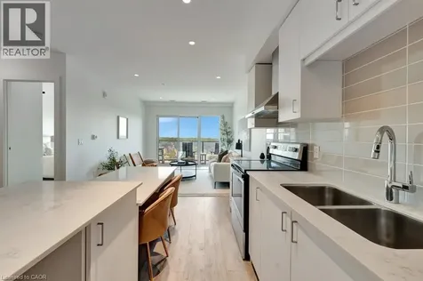 15 Glebe Street Cambridge ON N1S 0C3