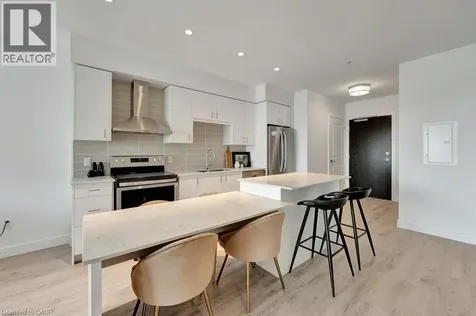 15 Glebe Street Cambridge ON N1S 0C3
