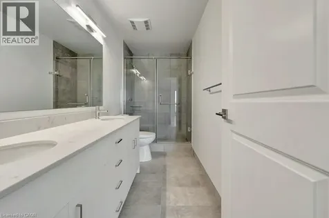 15 Glebe Street Cambridge ON N1S 0C3