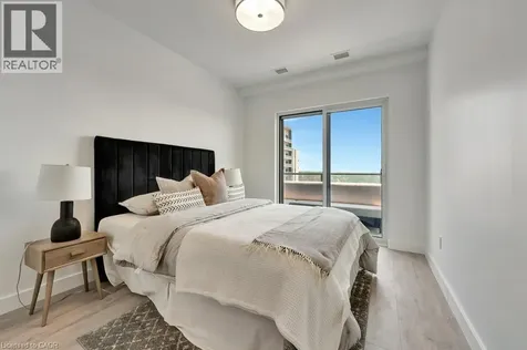 15 Glebe Street Cambridge ON N1S 0C3
