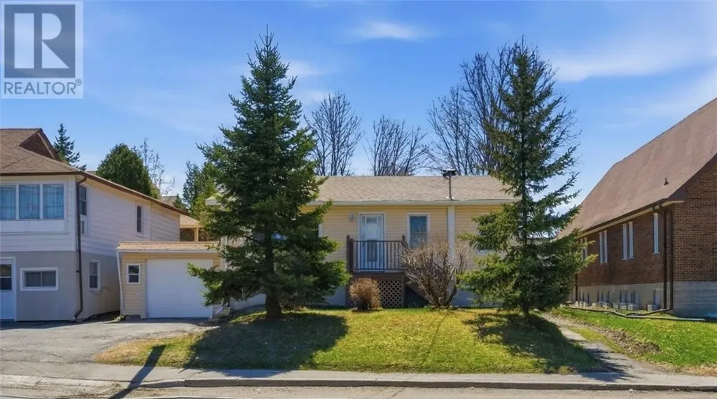 1545 Bellevue Street Sudbury ON P3B 3G4