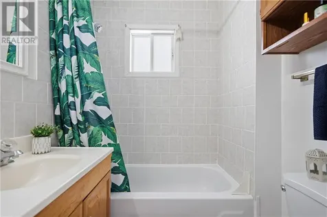 1545 Bellevue Street Sudbury ON P3B 3G4
