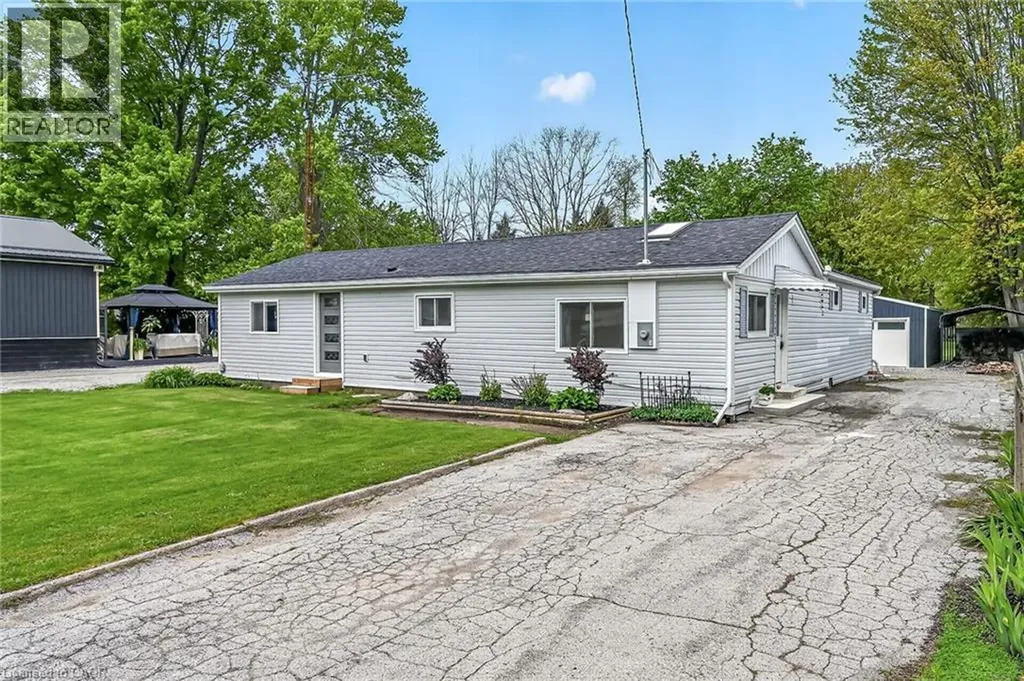 13 Bill's Corners Road Simcoe ON N3Y 4K5