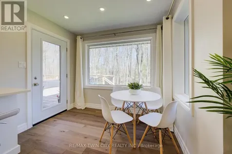 439 Northlake Drive Waterloo ON N2V 1Y6