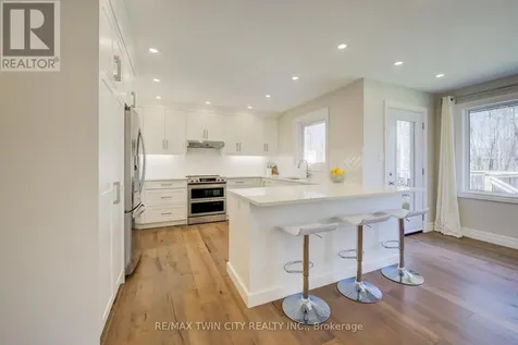 439 Northlake Drive Waterloo ON N2V 1Y6