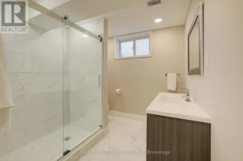 439 Northlake Drive Waterloo ON N2V 1Y6