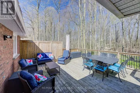 439 Northlake Drive Waterloo ON N2V 1Y6