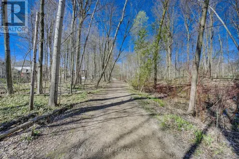 439 Northlake Drive Waterloo ON N2V 1Y6