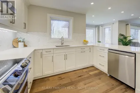 439 Northlake Drive Waterloo ON N2V 1Y6