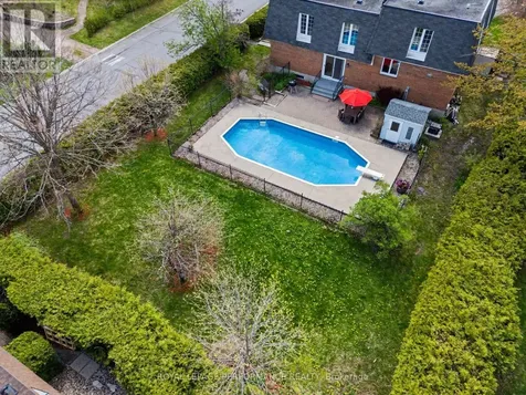 26 Delong Drive Ottawa ON K1J 8H4