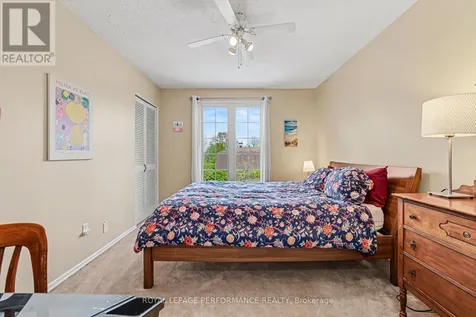 26 Delong Drive Ottawa ON K1J 8H4