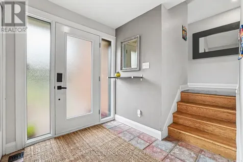 26 Delong Drive Ottawa ON K1J 8H4