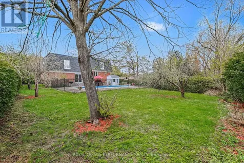 26 Delong Drive Ottawa ON K1J 8H4